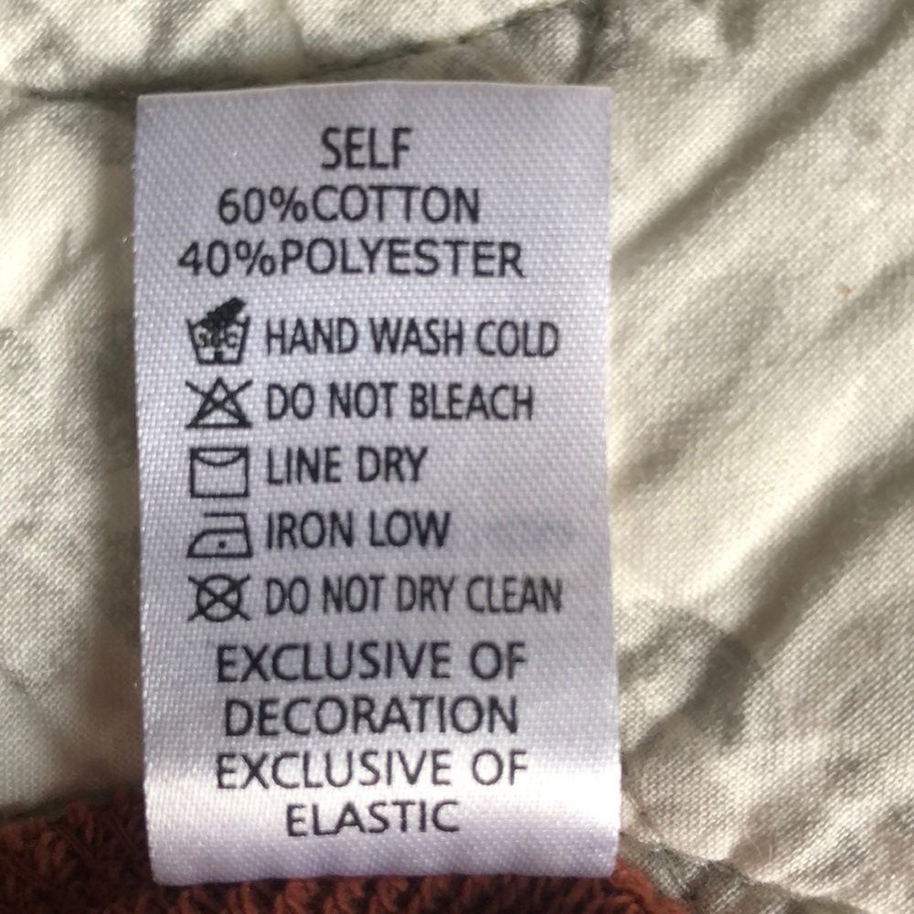 This is a Forever 21 medium sized cardigan. - Picture 5 of 5
